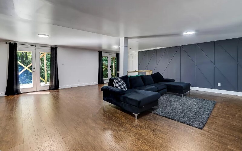 Primary Photo - 6858 Lockridge Dr NW