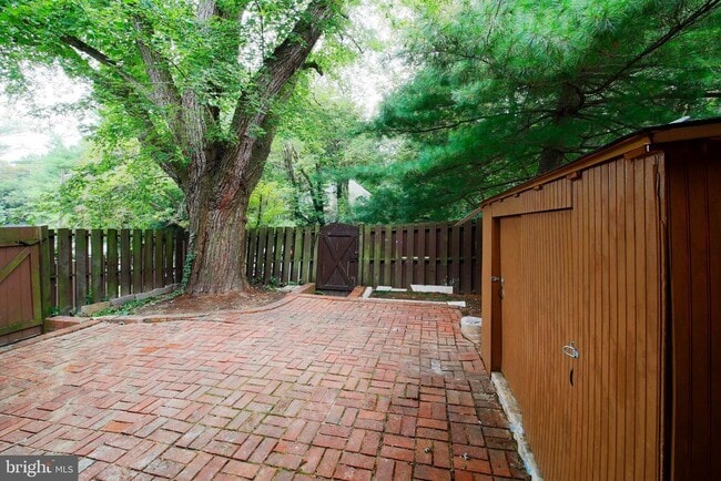 Building Photo - 3334 Webley Ct