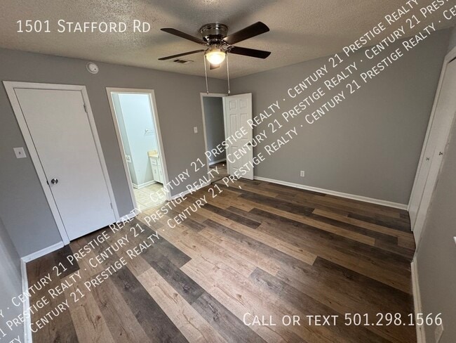 Building Photo - 1501 Stafford Rd