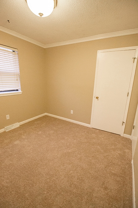 Building Photo - 4303 Brookview Terrace