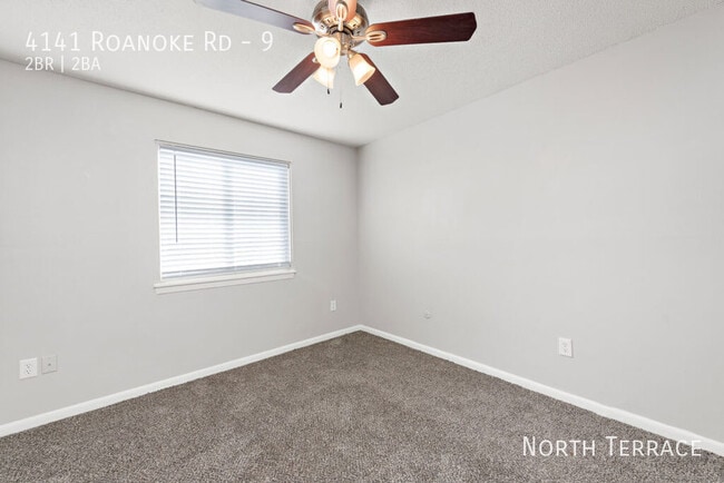 Building Photo - 4141 Roanoke Rd