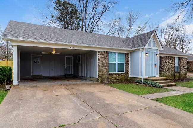Building Photo - 7135 Hillshire Dr