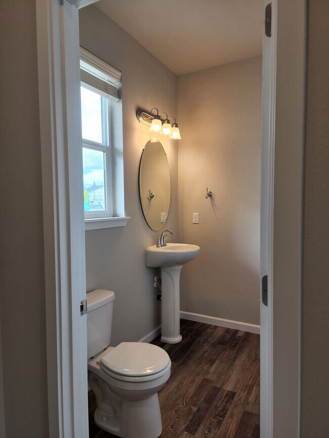 Building Photo - Yelm Creek Estates, New Construction 4 Bedroom, 2.5 Bathroom Home!