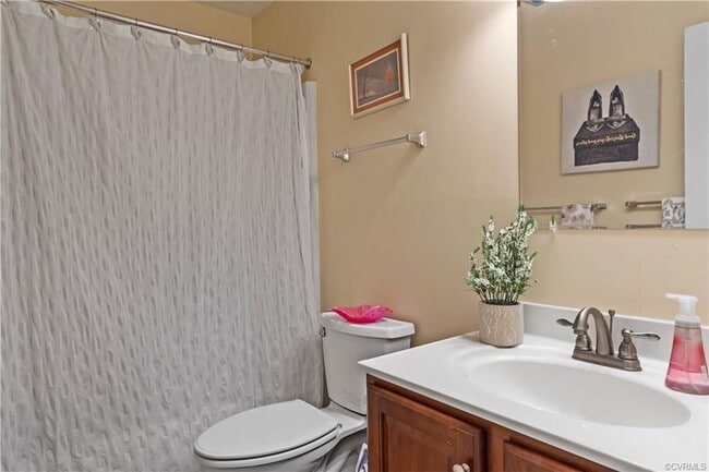 Building Photo - 2912 Woodbridge Crossing Dr