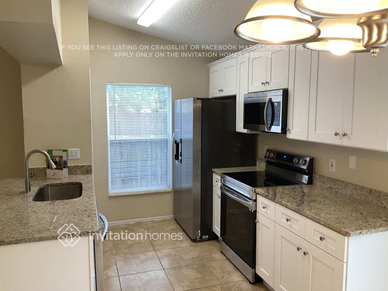 Building Photo - 2341 Donegan Pl