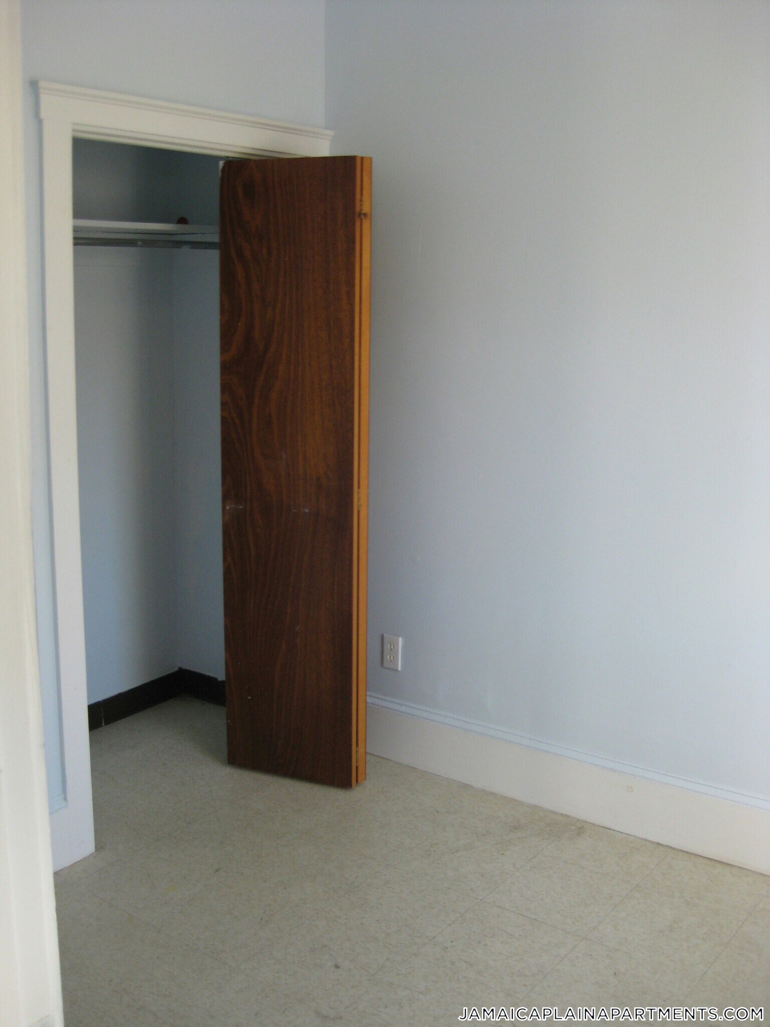 Building Photo - 36 Mozart St