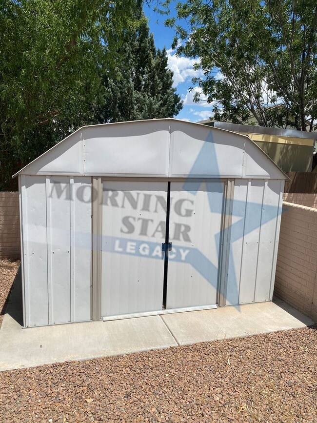 Building Photo - 3 bedroom home in Legends West!