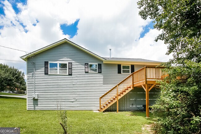 Building Photo - 2498 Winding Creek Dr