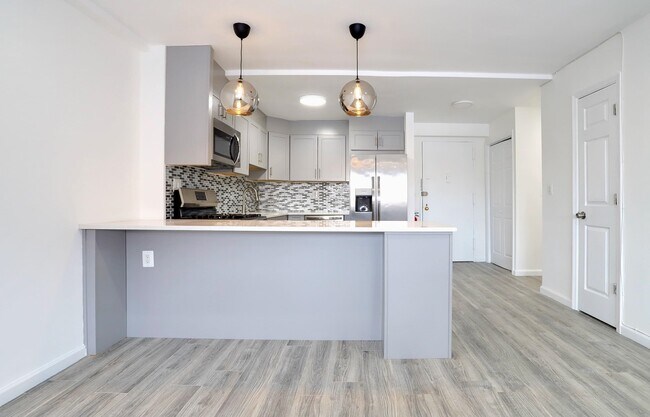 Building Photo - 7100 JFK Blvd E