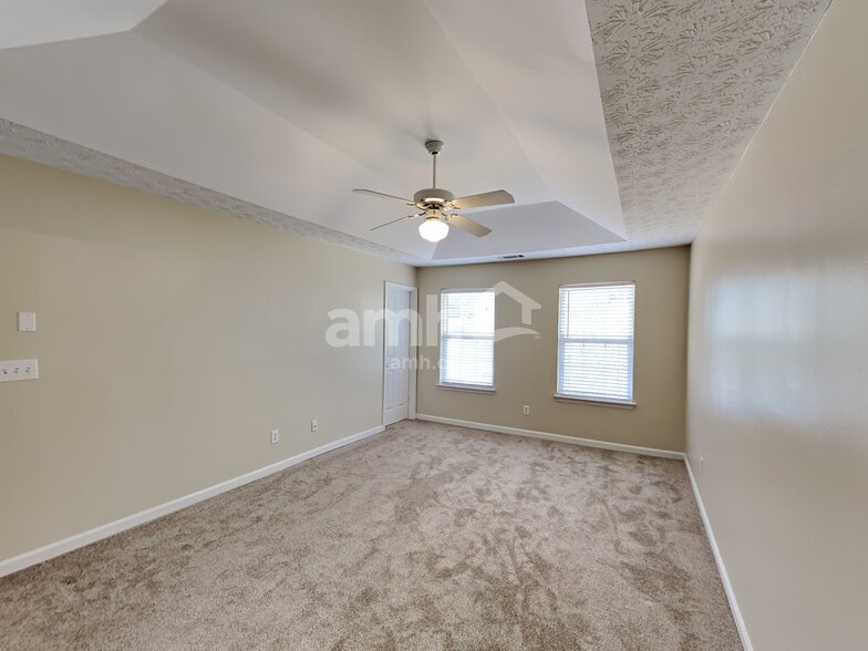 Building Photo - 6435 Raleigh St