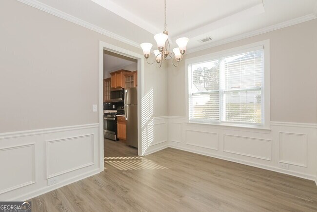 Building Photo - 1813 Temple Park Dr SW