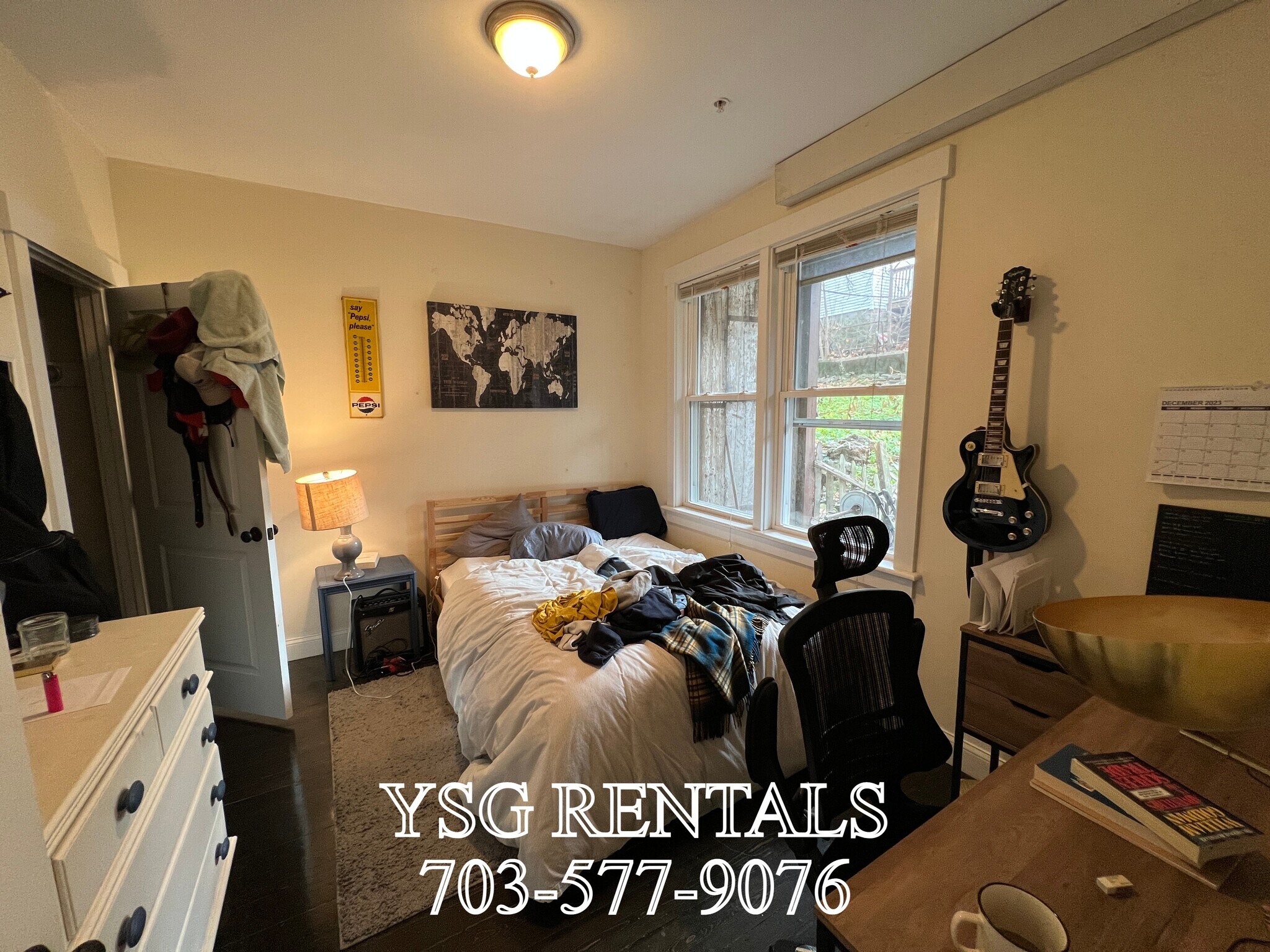 Building Photo - 192 Hillside St