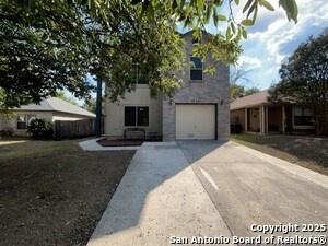Building Photo - 6734 Honeyridge Ln