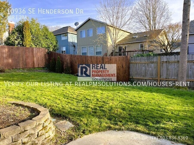 Building Photo - 10936 SE Henderson Dr