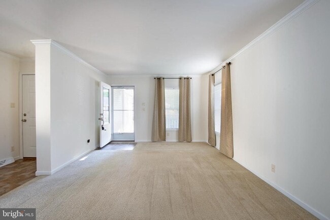 Building Photo - 121 Bluebell Dr