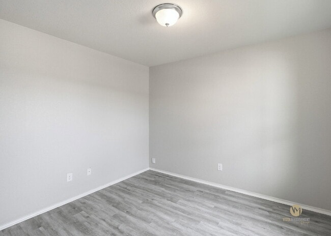 Building Photo - 7526 Crestway Ridge