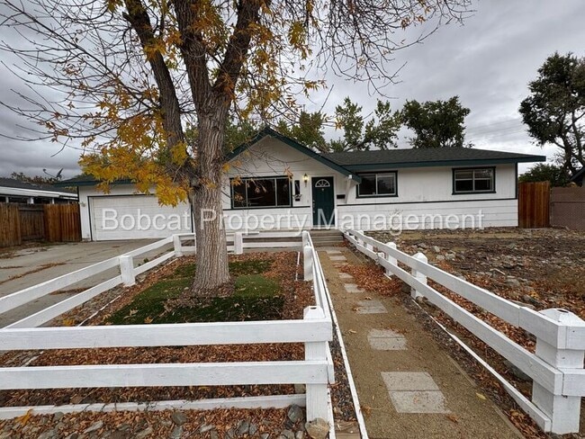Primary Photo - 2000 Marie Dr