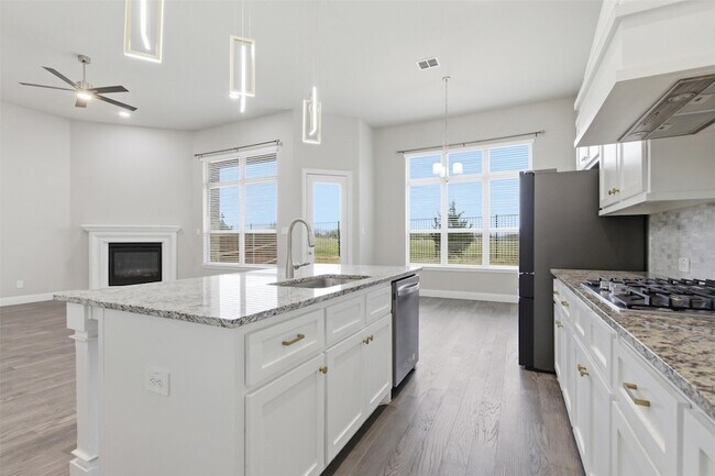 Building Photo - 3537 Ridgecross Dr