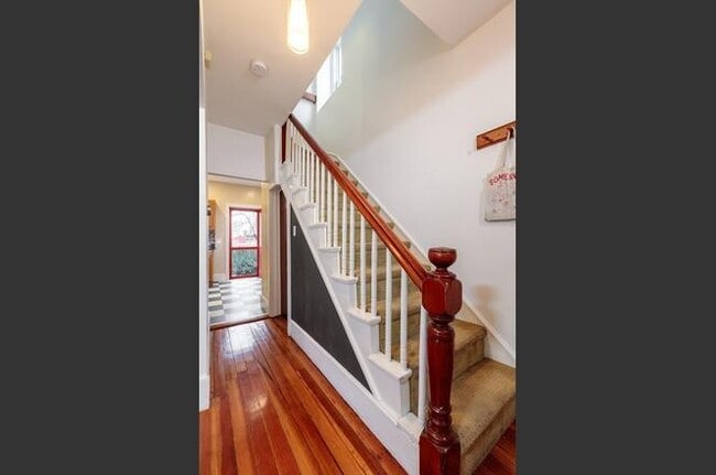 Building Photo - 330 Lowell St