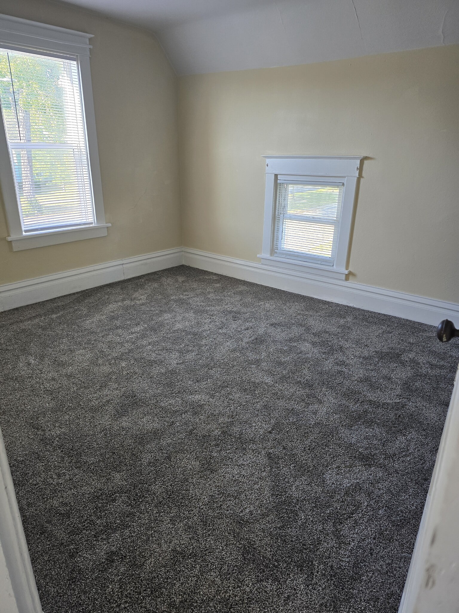 Bedroom 2 - 349 S Dickason Blvd