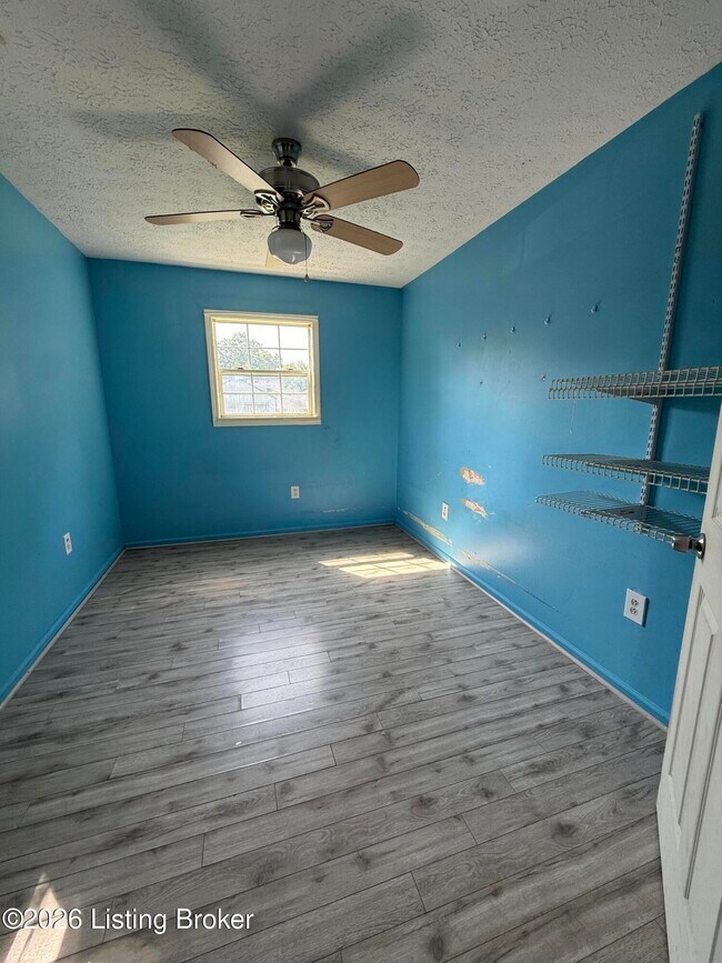 Building Photo - 512 Camden Ave