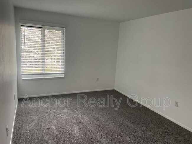 Building Photo - 1009 Autumn Woods Ln