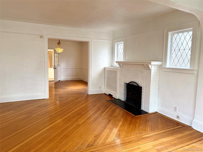 Building Photo - 4623 Arcadia Ln