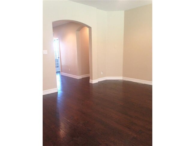 Building Photo - 504 Peterhouse Dr