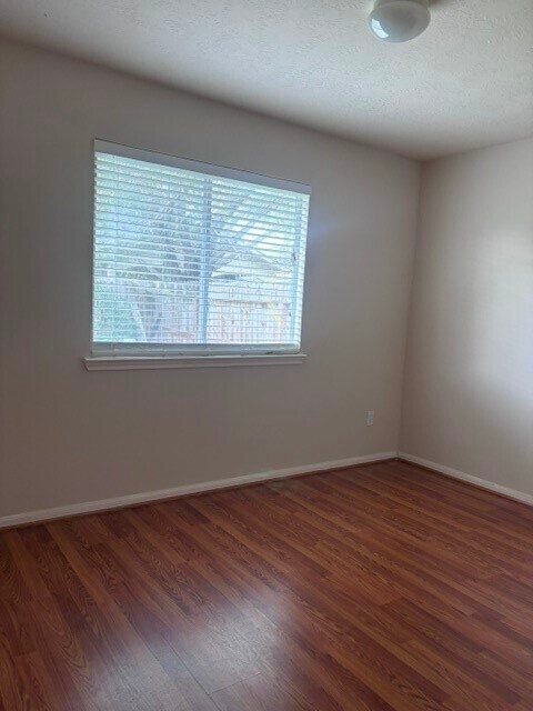 Building Photo - 7246 Shaman Ln