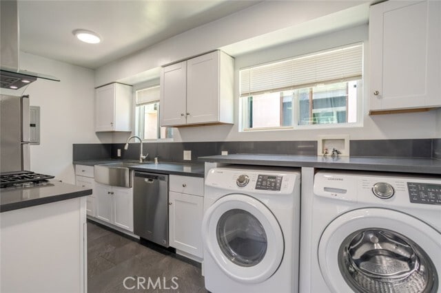 Building Photo - 3106 W Victory Blvd