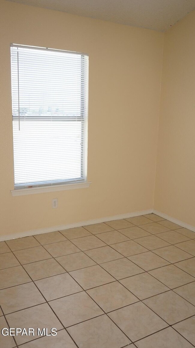 Building Photo - 8909 Herbert St