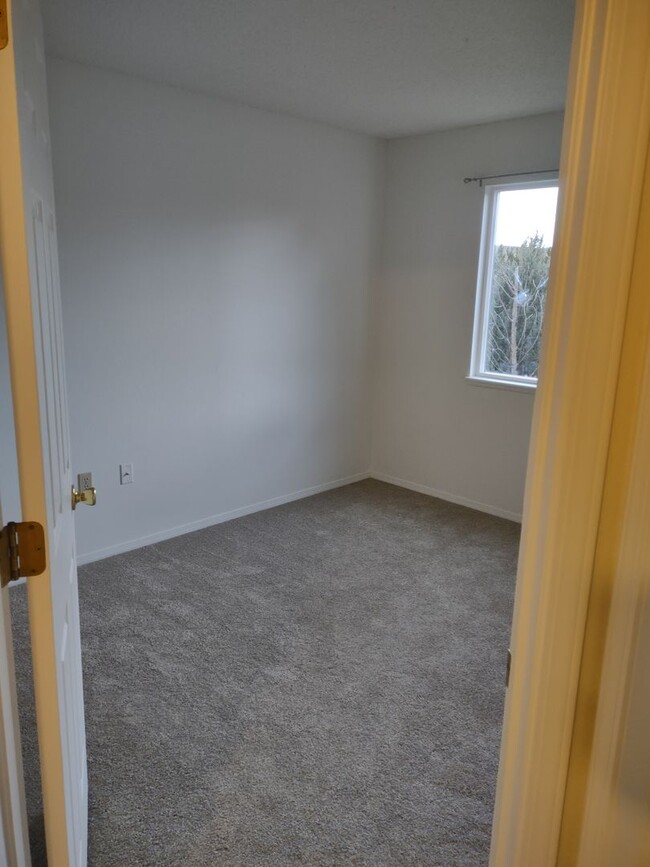 Building Photo - Woodmen and Austin Bluffs area home