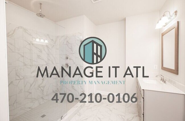 Building Photo - Beautiful 4 bedroom house - Peeachtree Rid...