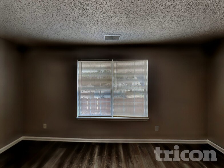Building Photo - 61 Bluebead Ct