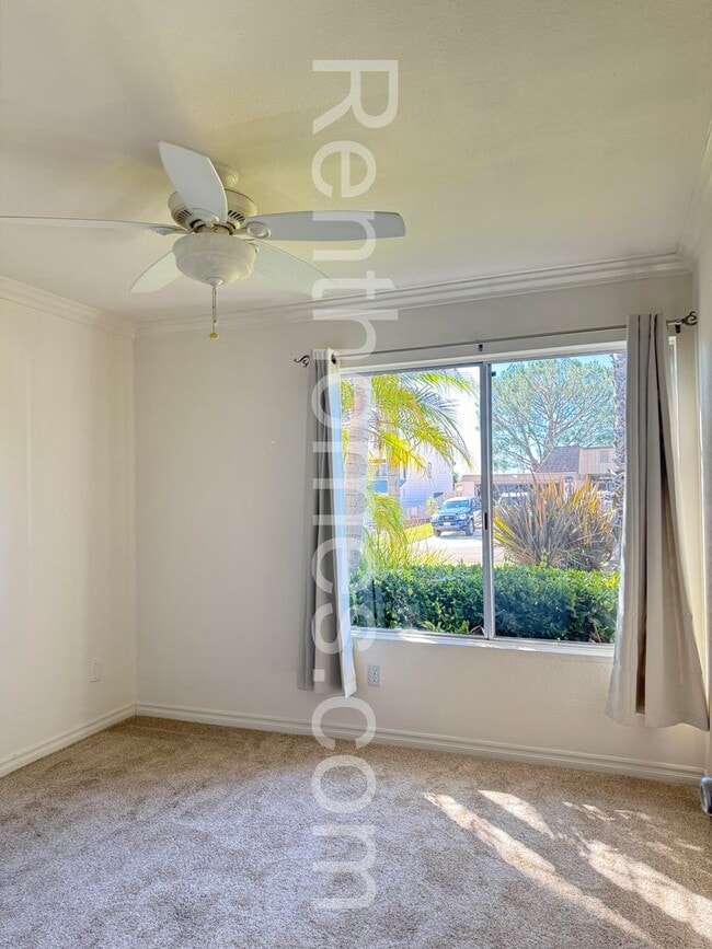 Building Photo - 1588 Rambla Puesta