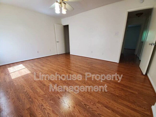 Building Photo - 3746 Chimney Creek Drive - 1