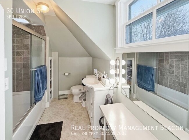 Building Photo - 30 Union St