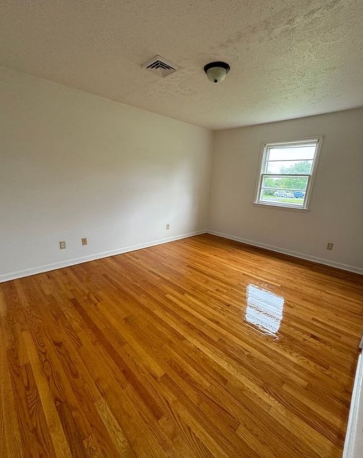 Bedroom - 9826 Village Hwy