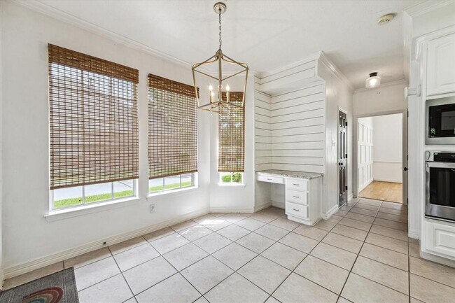 Building Photo - 4115 Crimson Oak Ct