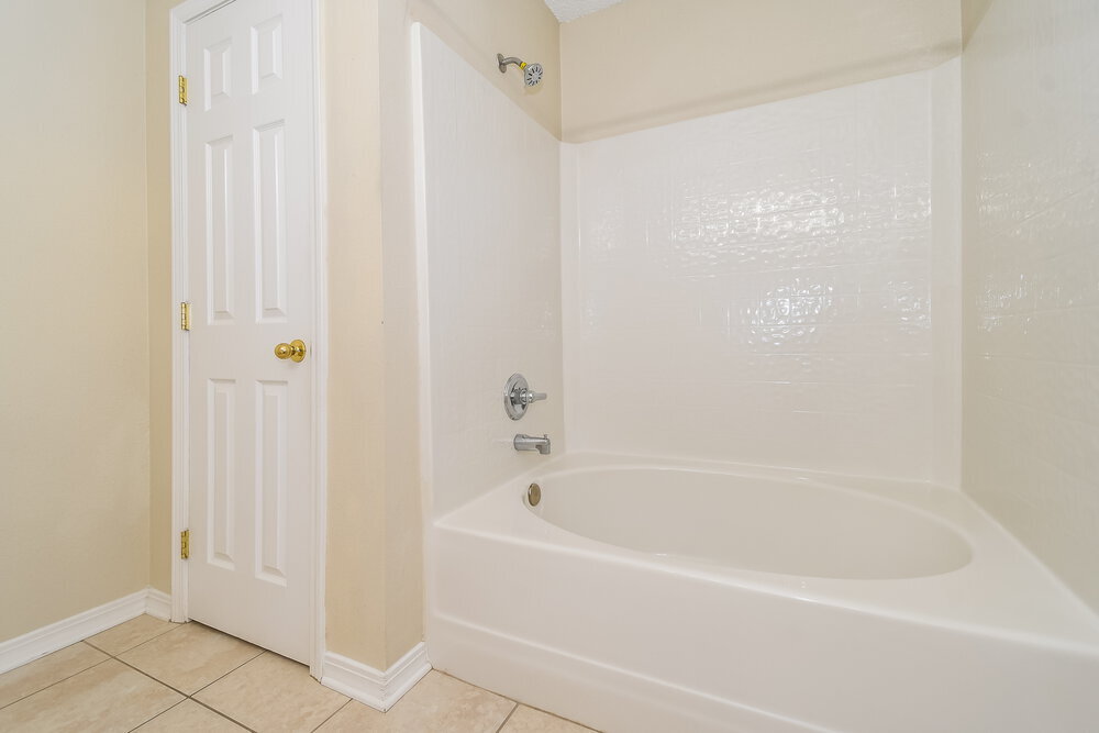 Building Photo - 7317 Ironside Dr E