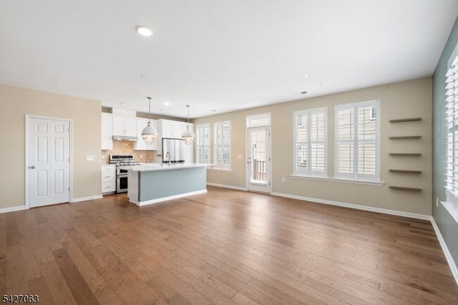 Building Photo - 49 Robeson St