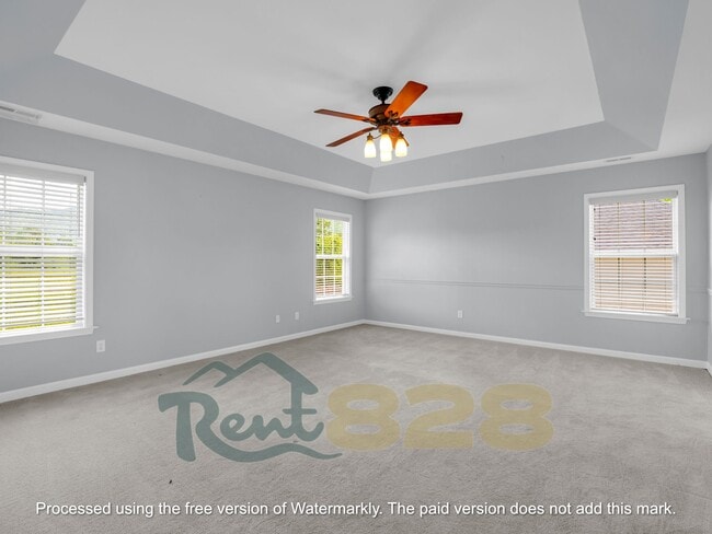Building Photo - 243 Wildbriar Rd