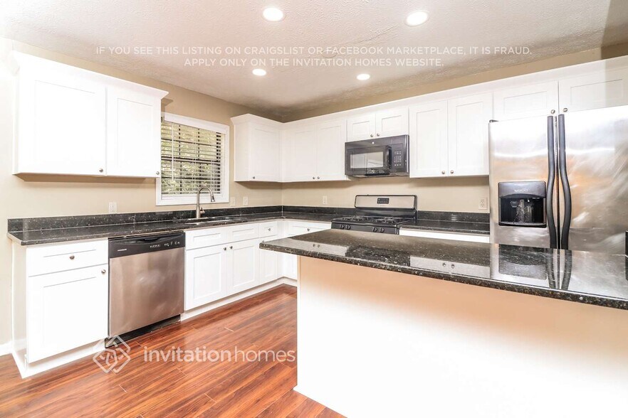 Building Photo - 129 Little Brook Dr
