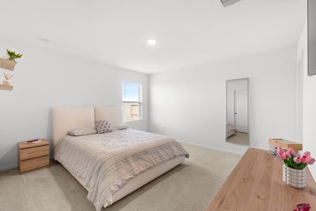 Building Photo - 16707 Rolling Pasture Ln