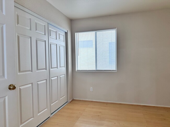 Building Photo - Location, Location! Prime Silverado Ranch Living  Welcome to this gorgeous single-story home in t...