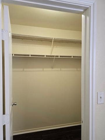 Building Photo - 1001 Redwood Ave