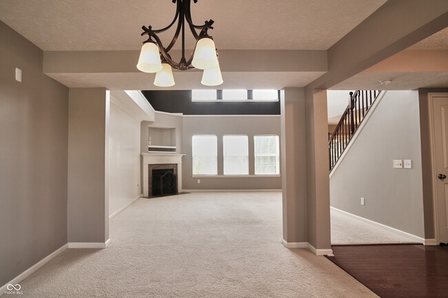 Building Photo - 11813 Traymoore Dr