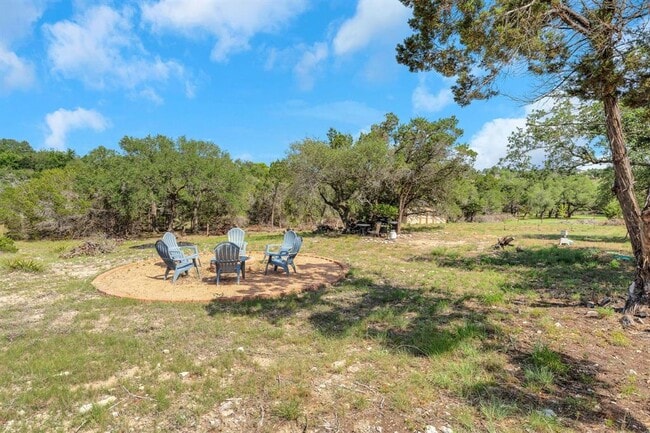 Building Photo - 1089 Hidden Hills Dr