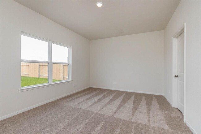 Building Photo - 20715 Nala Bear Dr