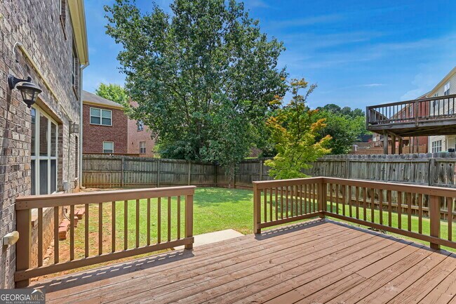 Building Photo - 5957 Stow Dr